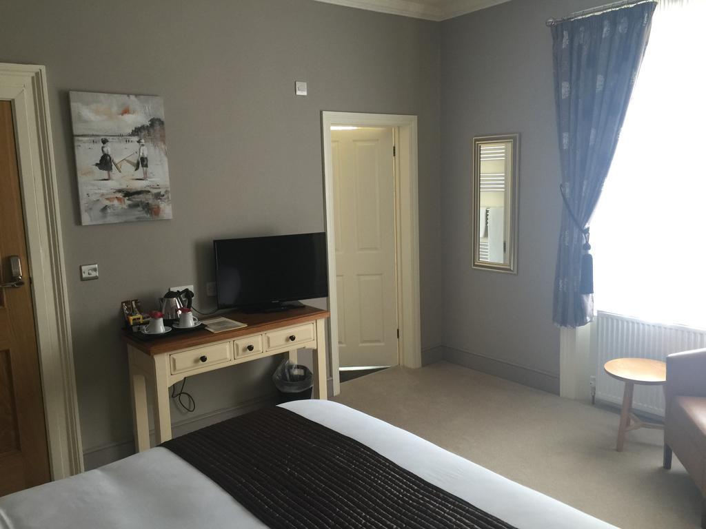 The Clyffe Hotel Lowestoft Extérieur photo